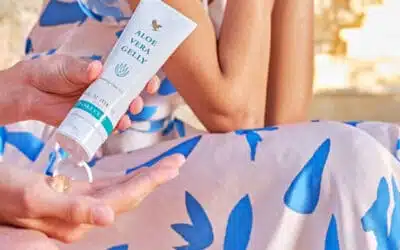 Forever Aloe Vera Gelly Review [Benefits & Uses]